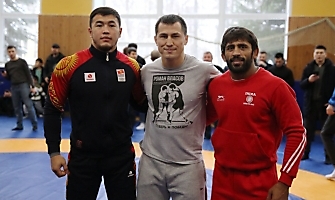 Международный мастер-класс-Власов, Махмудов, Пунии-фото Григорий Аванян, 09.01.2022_10