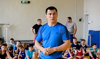 Тренировка Романа Власова в клубе 