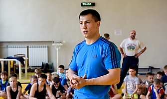 Тренировка Романа Власова в клубе 