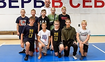 Александр Карелин встретился с участниками летних учебно-тренировочных сборов (Бердск, ЦСК 