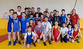 Тренировка Романа Власова в клубе 