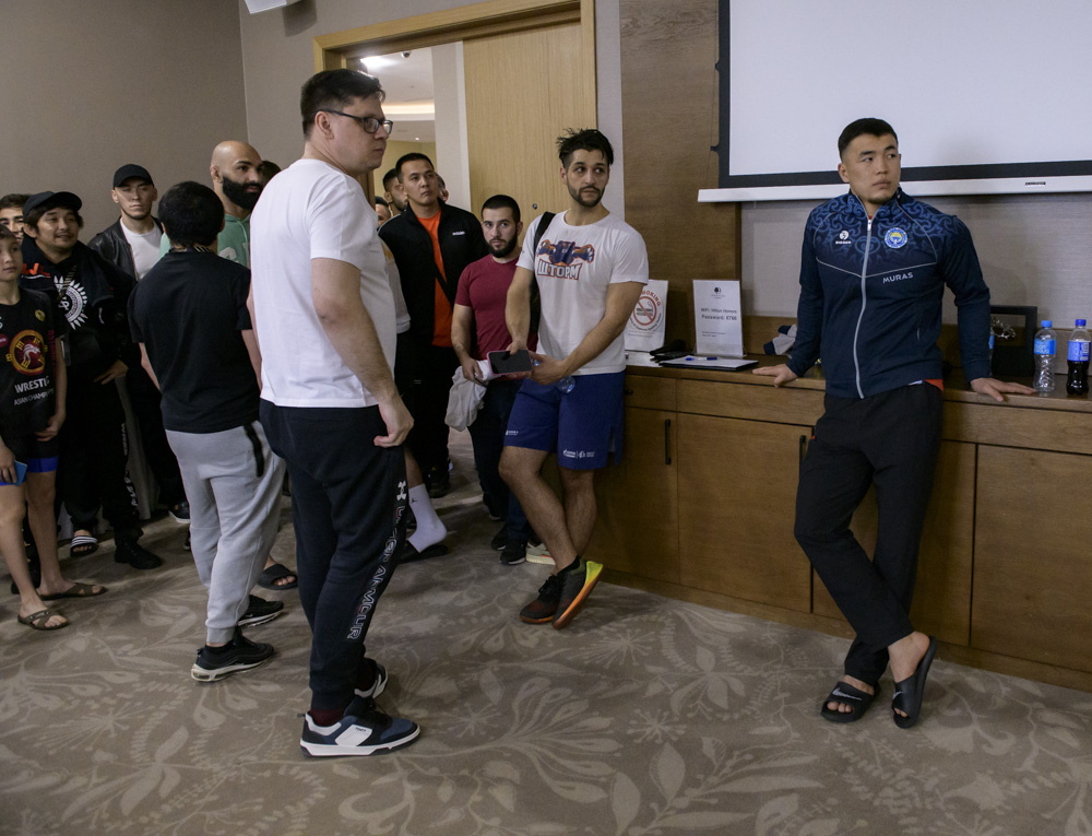 Профессиональная борцовская лига Ивана Поддубного. Взвешивание и пресс-конференция, 25.04.2023_28