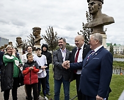 Открытие первой в России Аллеи олимпийцев, Омск, 12.08.2023_106