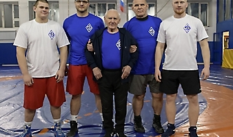 Трёхкратный победитель Олимпийских игр Александр Карелин провёл совместную тренировку в зале борьбы новосибирского спортивного комплекса «Динамо», 14.03.2024_1