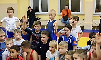 Тренировка Романа Власова в секции борьбы, лицей №13, п. Краснообск_7