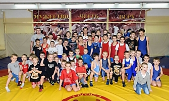 Тренировка Романа Власова в секции борьбы, лицей №13, п. Краснообск_8