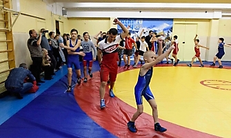 Тренировка Романа Власова в секции борьбы, лицей №13, п. Краснообск_12