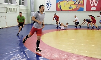 Японский борец Такеши Изуми на сборах в Новосибирске, декабрь 2018_30