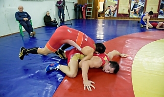 Японский борец Такеши Изуми на сборах в Новосибирске, декабрь 2018_40