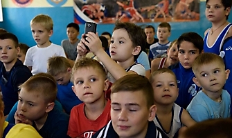 Встреча Романа Власова с воспитанниками школы греко-римской борьбы клуба 