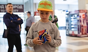 Встреча победителей первенства Европы по греко-римской борьбе в аэропорту Толмачёво С. Степанова, Ш. Ожаева, М. Лаптева-25.05.2021_4