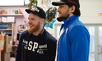 Встреча победителей первенства Европы по греко-римской борьбе в аэропорту Толмачёво С. Степанова, Ш. Ожаева, М. Лаптева-25.05.2021_30