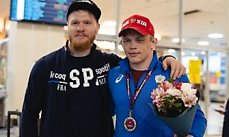 Встреча победителей первенства Европы по греко-римской борьбе в аэропорту Толмачёво С. Степанова, Ш. Ожаева, М. Лаптева-25.05.2021_41