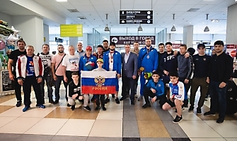 Встреча победителей первенства Европы по греко-римской борьбе в аэропорту Толмачёво С. Степанова, Ш. Ожаева, М. Лаптева-25.05.2021_48