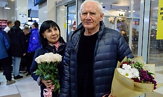 Встреча Романа Власова в аэропорту Толмачёво (Новосибирск) с чемпионата мира-2021 (13.10.2021)_22