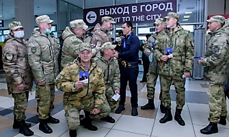 Встреча Романа Власова в аэропорту Толмачёво (Новосибирск) с чемпионата мира-2021 (13.10.2021)_29